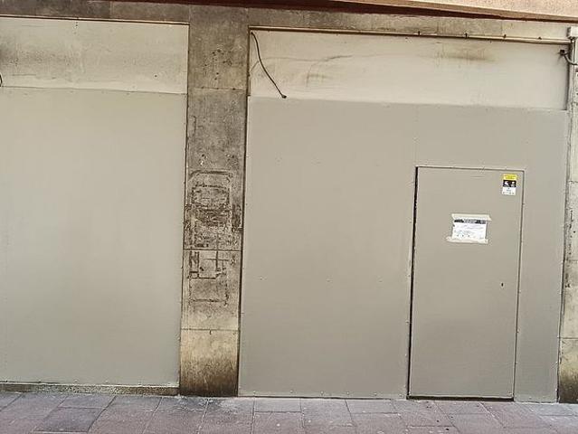 Local comercial en alquiler en avenida De Santa Coloma, Santa Coloma de Gramanet, de 157 m² 1 habitación por 1.750
