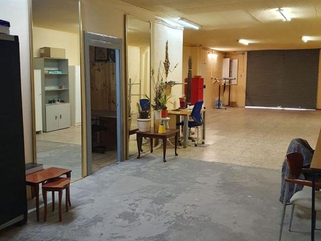 Local comercial en alquiler en avenida Del Canal, Prat de Llobregat, El, de 169 m² 1 habitación por 1.200