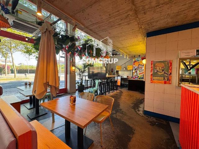 Local comercial en alquiler en avenida Diagonal, Barcelona, de 240 m² por 3.400