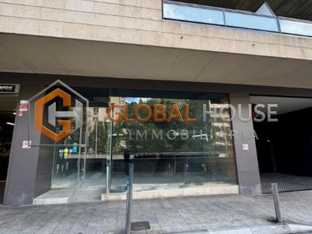 Local comercial en alquiler en avenida Esteve Albert, Les Escaldes, de 390 m² 1 habitación por 12.000