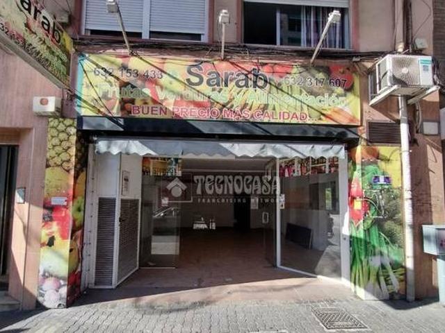 Local comercial en alquiler en Avinguda Novelda