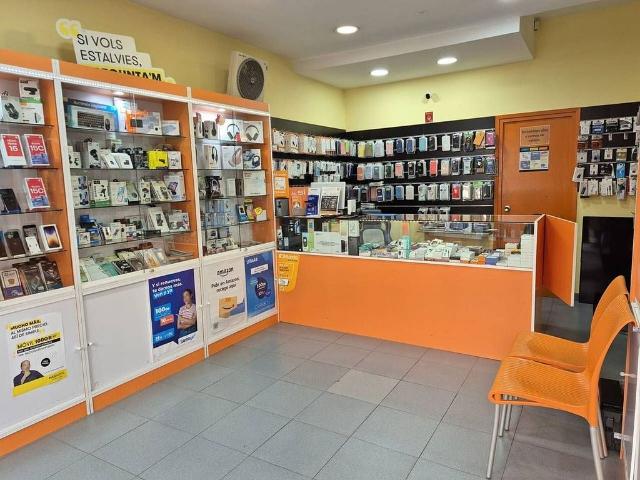 Local comercial en alquiler en Badalona, de 35 m² por 995
