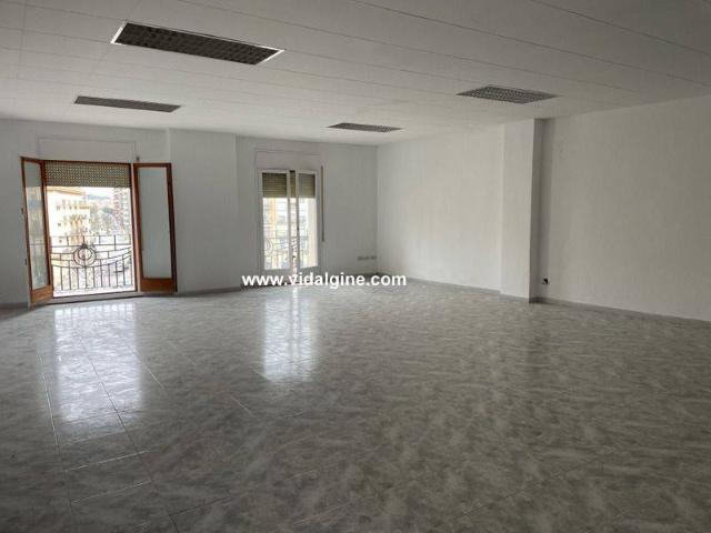 Local comercial en Alquiler en Balaguer