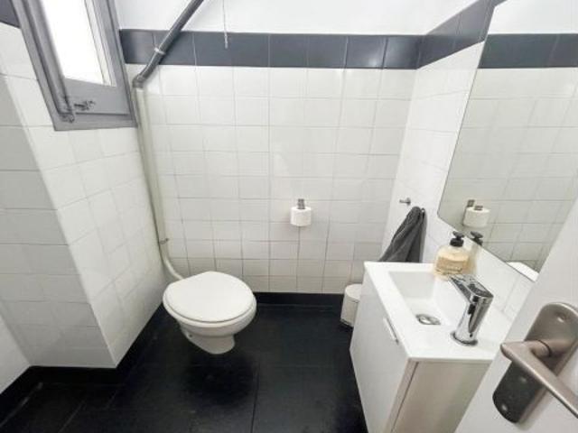 Local comercial en Alquiler en Barcelona, Barcelona