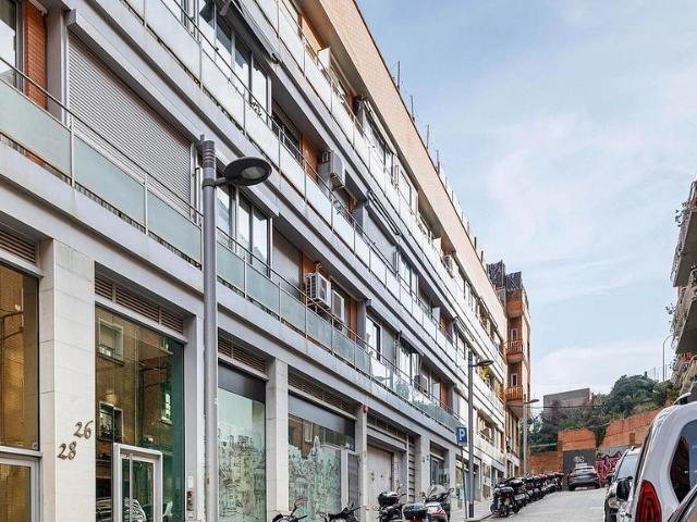 Local comercial en alquiler en Barcelona, de 184 m² 1 habitación por 1.014