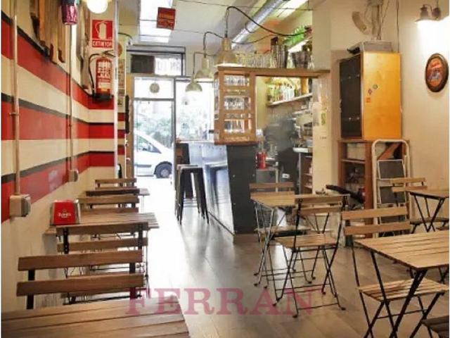 Local comercial en alquiler en Barcelona, de 100 m² por 2.000