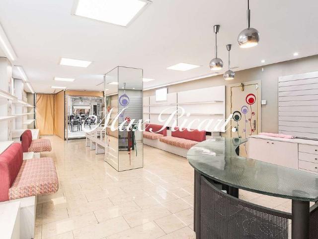 Local comercial en alquiler en Barcelona, de 254 m² 1 habitación por 4.000