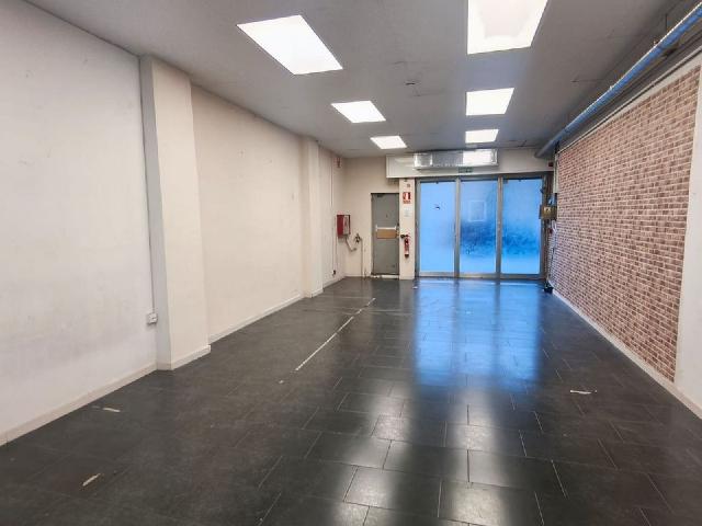 Local comercial en alquiler en Barcelona, de 205 m² 1 habitación por 1.900