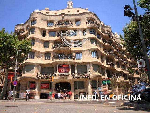 Local comercial en alquiler en Barcelona, de 220 m² 1 habitación por 11.500