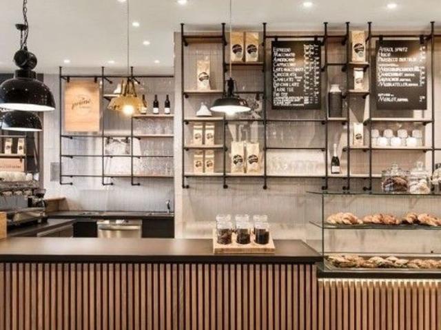 Local comercial en alquiler en Barcelona, de 220 m² 2 habitaciones por 1.400