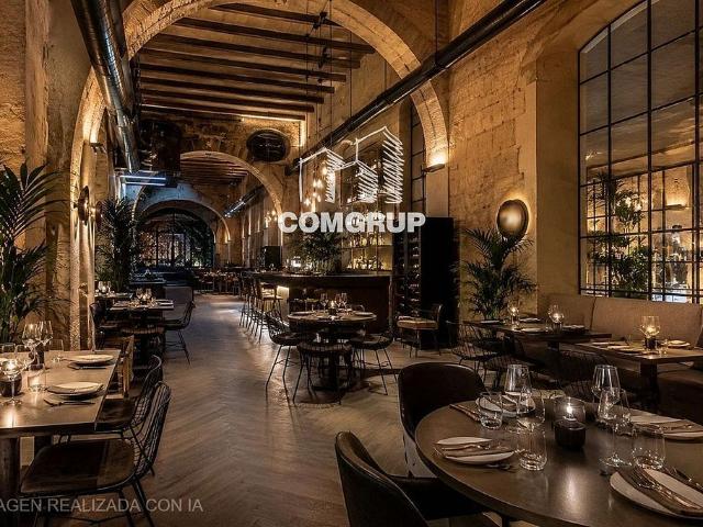 Local comercial en alquiler en Barcelona, de 230 m² por 5.300