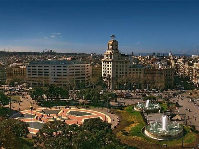 Local comercial en alquiler en Barcelona, de 230 m² 3 habitaciones por 3.400