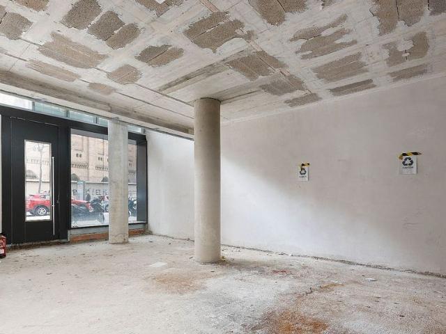 Local comercial en alquiler en Barcelona, de 476 m² 1 habitación por 5.811