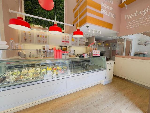 Local comercial en alquiler en Barcelona, de 58 m² 2 habitaciones por 2.100
