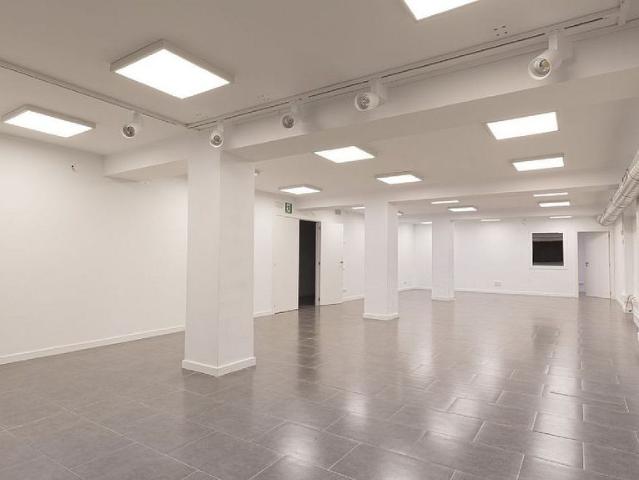 Local comercial en alquiler en Barcelona, de 727 m² 1 habitación por 8.722