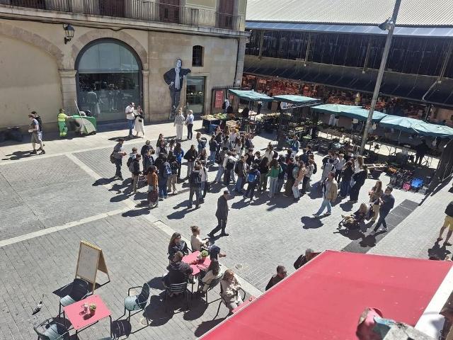 Bar en alquiler en Barcelona, de 8 m² 3 habitaciones por 4.200