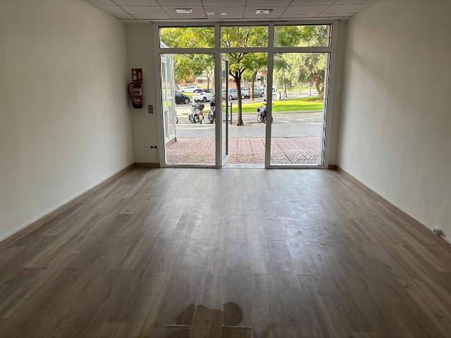 Local comercial en Alquiler en Barenys