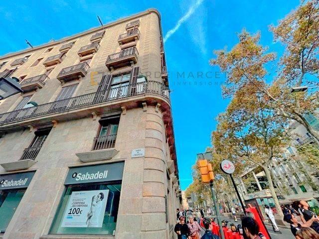 Local comercial en Alquiler en Barri Gòtic