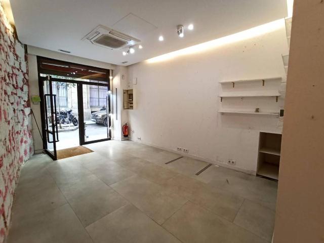 Local comercial en Alquiler en Barri Gòtic