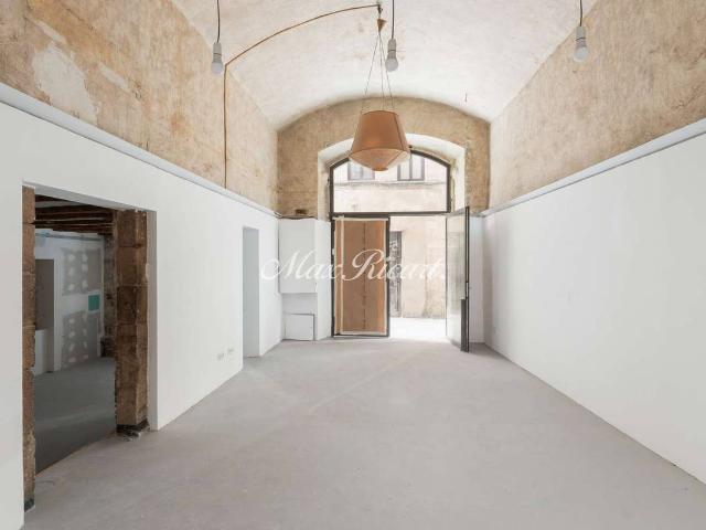 Local comercial en Alquiler en Barri Gòtic