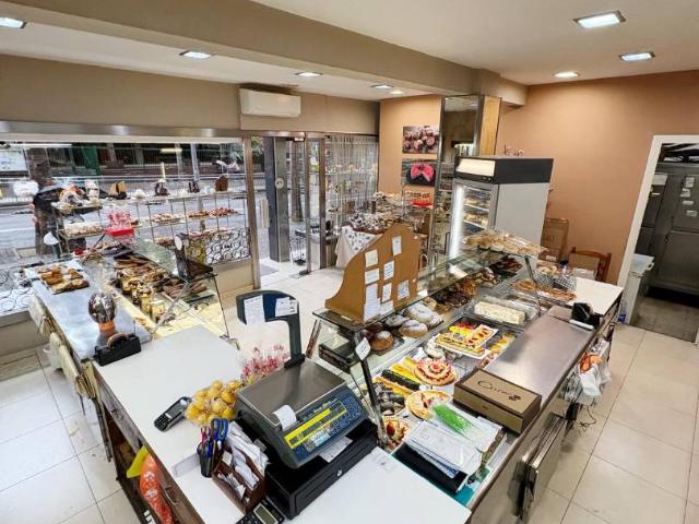 Local comercial en Alquiler en Barri de les Corts