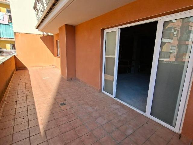 Local comercial en Alquiler en Barri del Mar