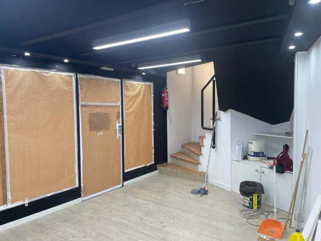 Local comercial en Alquiler en Barri del Centre