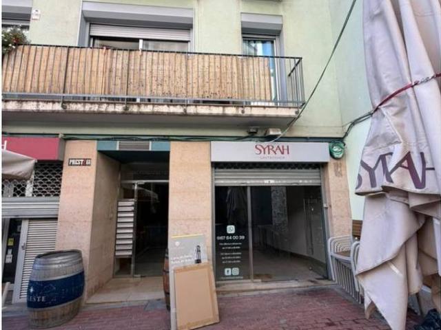 Local comercial en Alquiler en Barri del Centre