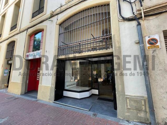 Local comercial en Alquiler en Barri del Centre