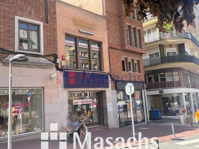 Local comercial en Alquiler en Barri del Centre