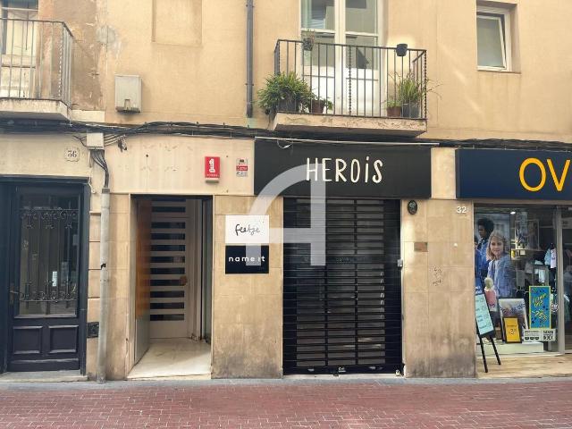 Local comercial en Alquiler en Barri del Centre