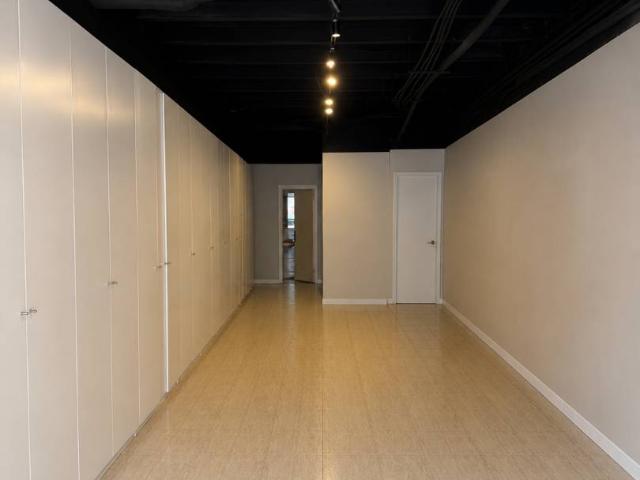 Local comercial en Alquiler en Barri del Centre