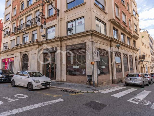 Local comercial en Alquiler en Barris Marítims