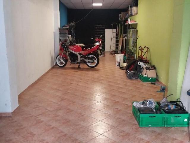 Local comercial en alquiler en Burriana, Burr Piscinas