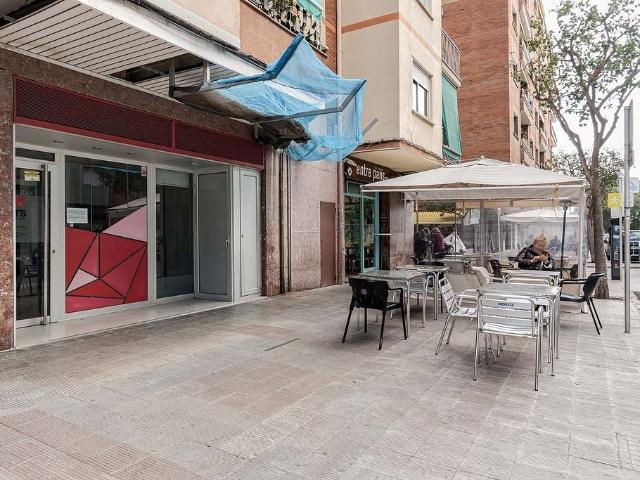 Local comercial en alquiler en Gavà, de 124 m² por 1.200
