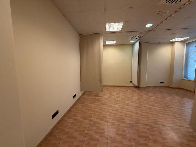 Local comercial en alquiler en Granollers, de 30 m² 1 habitación por 500