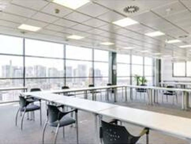Local comercial en Alquiler en Diagonal Mar i el Front Marítim del Poblenou