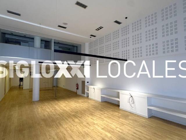 Local comercial en Alquiler en Dreta de l'Eixample