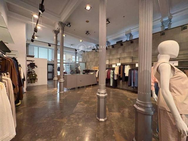 Local comercial en Alquiler en Dreta de l'Eixample