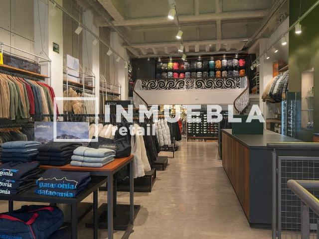 Local comercial en Alquiler en Dreta de l'Eixample