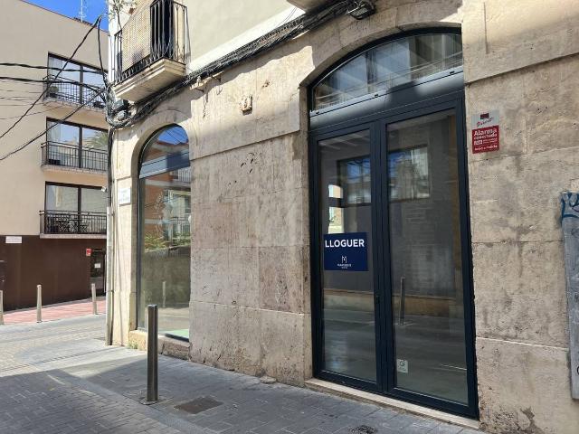 Local comercial en Alquiler en Eixample