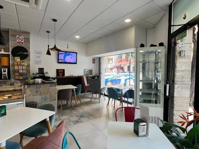 Local comercial en Alquiler en Eixample