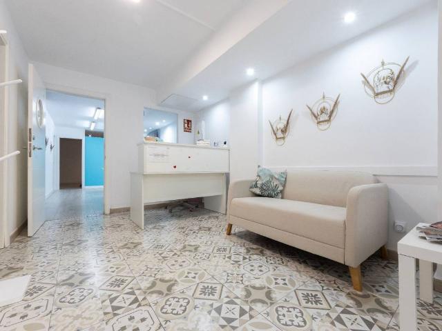 Local comercial en Alquiler en Eixample