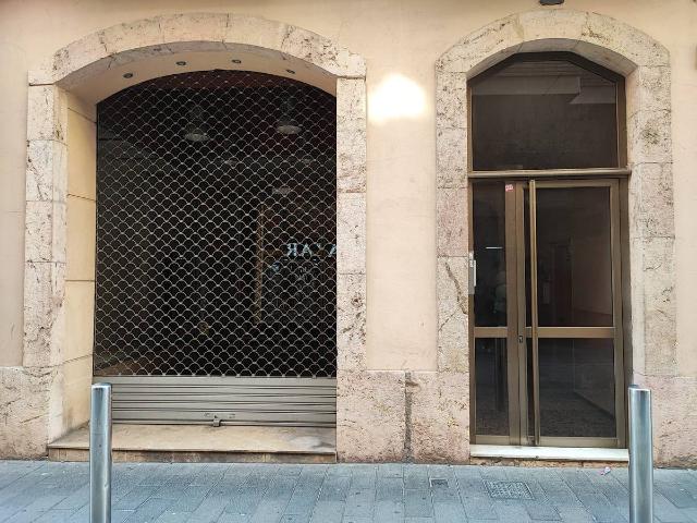 Local comercial en Alquiler en Eixample