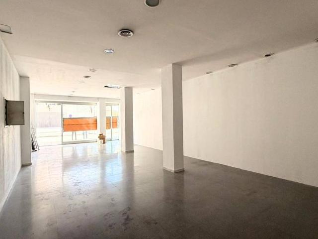 Local comercial en Alquiler en Eixample
