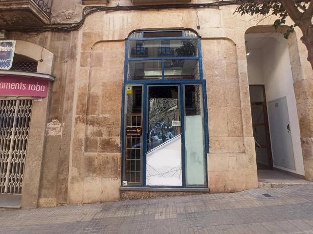 Local comercial en Alquiler en Eixample