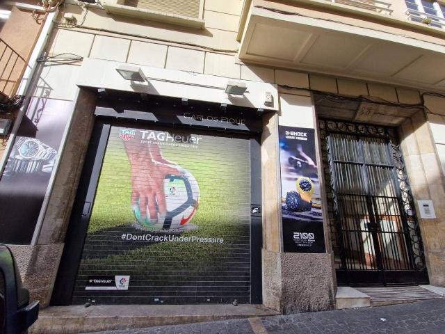 Local comercial en Alquiler en Eixample
