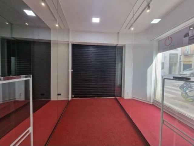 Local comercial en Alquiler en Eixample
