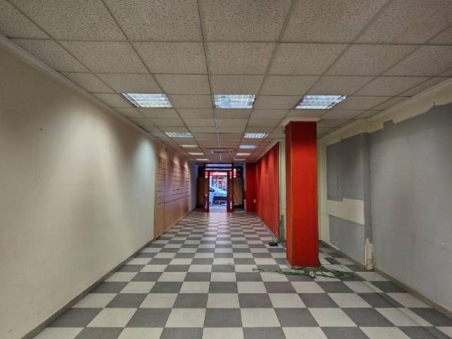 Local comercial en Alquiler en Eixample