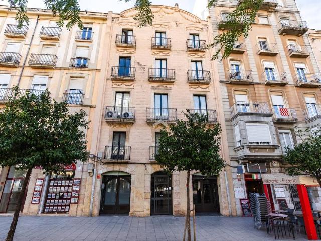 Local comercial en Alquiler en Eixample